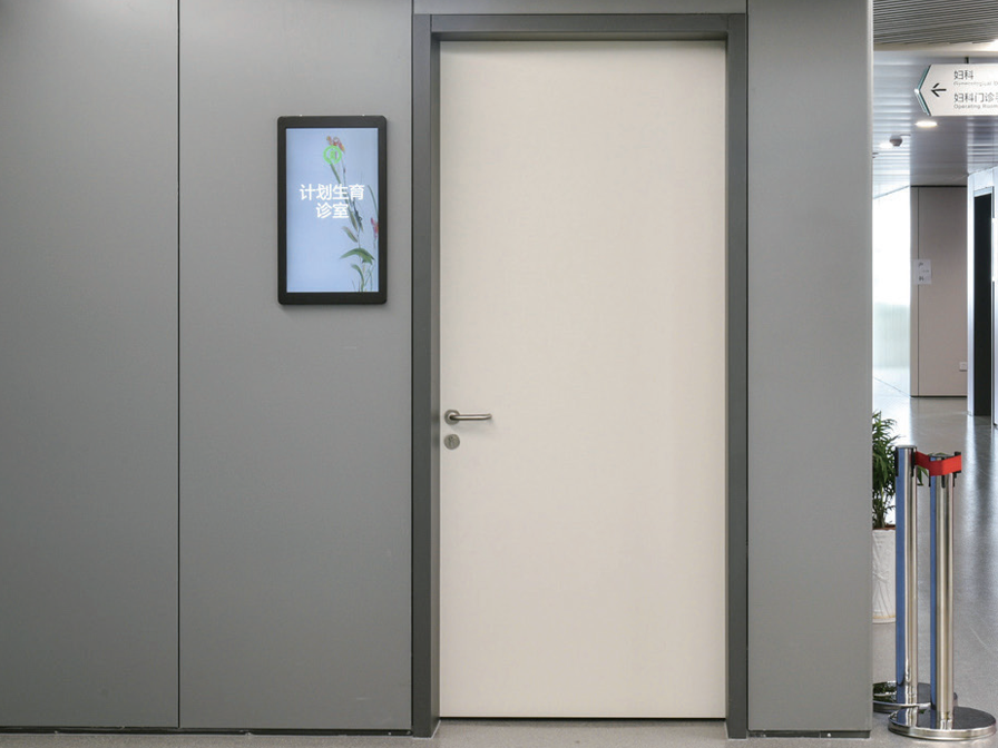 ����������