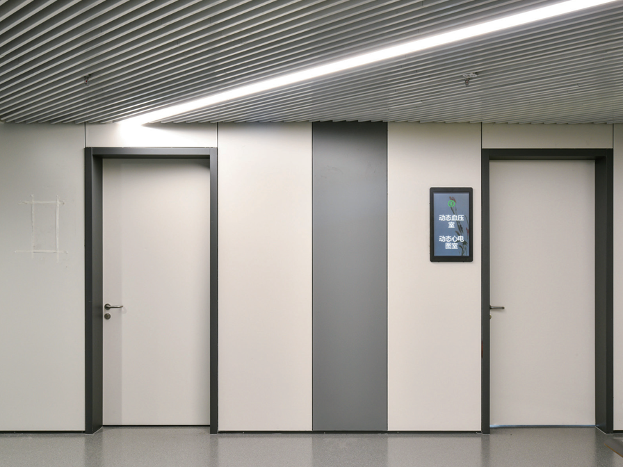 ���Ƹ�����