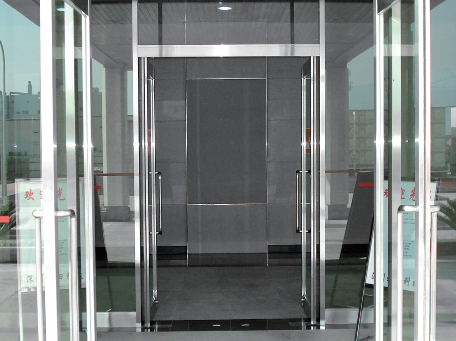 ����ַ����