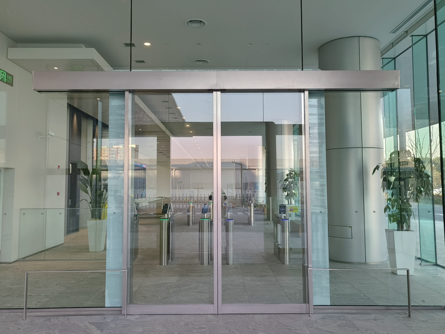 ������Զ���