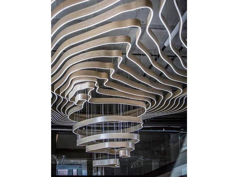 �����߽��� װ������